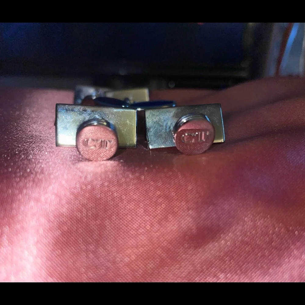 Cuff Links - Picture 7 of 7